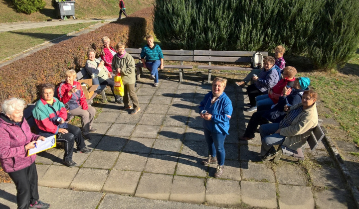 7. fotografia fotogalérie Jednota dôchodcov / Brigáda na upratovaní cintorínov