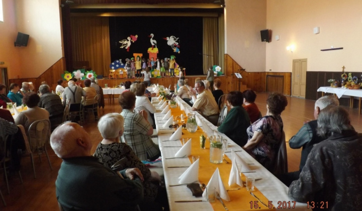 30. fotografia fotogalérie Jednota dôchodcov / oslava Dňa matiek