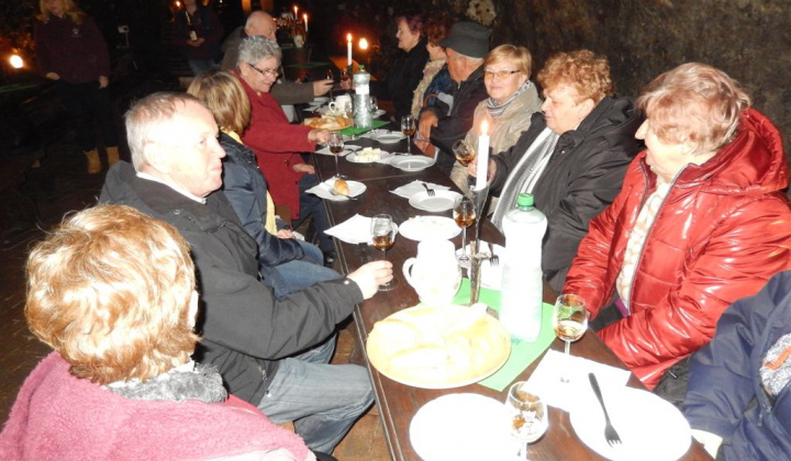 7. fotografia fotogalérie Jednota dôchodcov / Vínna koštovka v Malej Tŕni 