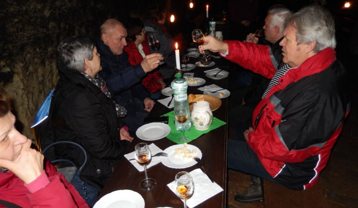 10. fotografia fotogalérie Jednota dôchodcov / Vínna koštovka v Malej Tŕni 