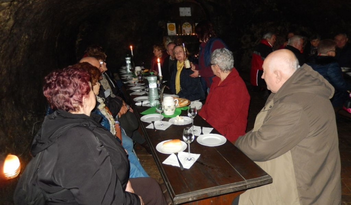 12. fotografia fotogalérie Jednota dôchodcov / Vínna koštovka v Malej Tŕni 