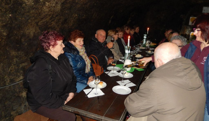 13. fotografia fotogalérie Jednota dôchodcov / Vínna koštovka v Malej Tŕni 