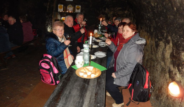 14. fotografia fotogalérie Jednota dôchodcov / Vínna koštovka v Malej Tŕni 