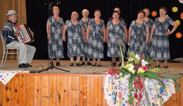 9. fotografia fotogalérie Jednota dôchodcov / Krajská prehliadka speváckych skupín – senio