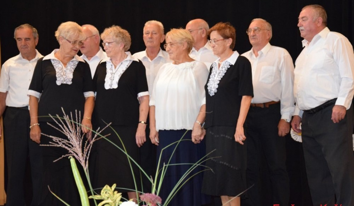 12. fotografia fotogalérie Jednota dôchodcov / Krajská prehliadka speváckych skupín – senio