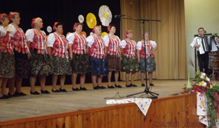 24. fotografia fotogalérie Jednota dôchodcov / Krajská prehliadka speváckych skupín – senio