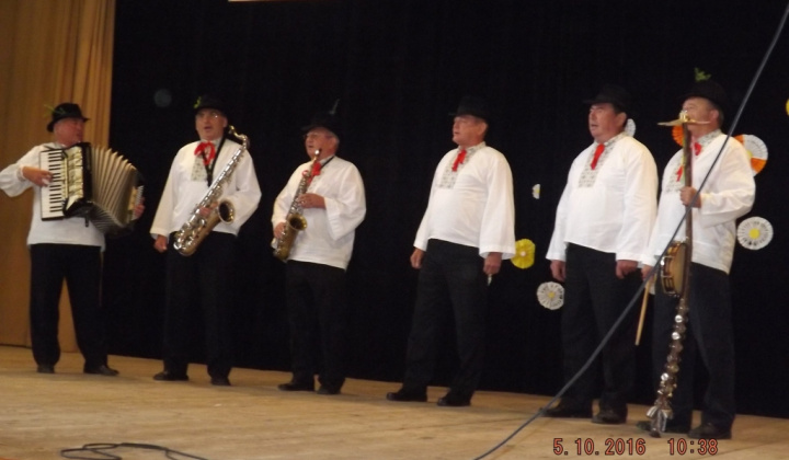 28. fotografia fotogalérie Jednota dôchodcov / Krajská prehliadka speváckych skupín – senio