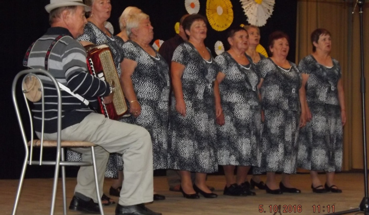 40. fotografia fotogalérie Jednota dôchodcov / Krajská prehliadka speváckych skupín – senio