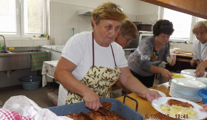 60. fotografia fotogalérie Jednota dôchodcov / Krajská prehliadka speváckych skupín – senio