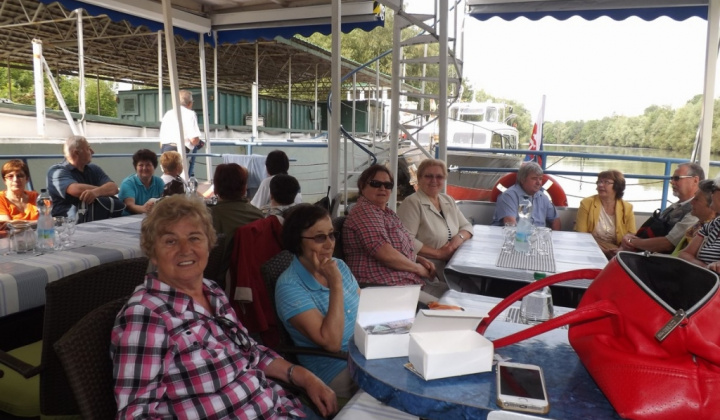 6. fotografia fotogalérie Jednota dôchodcov / Plavba po Bodrogu