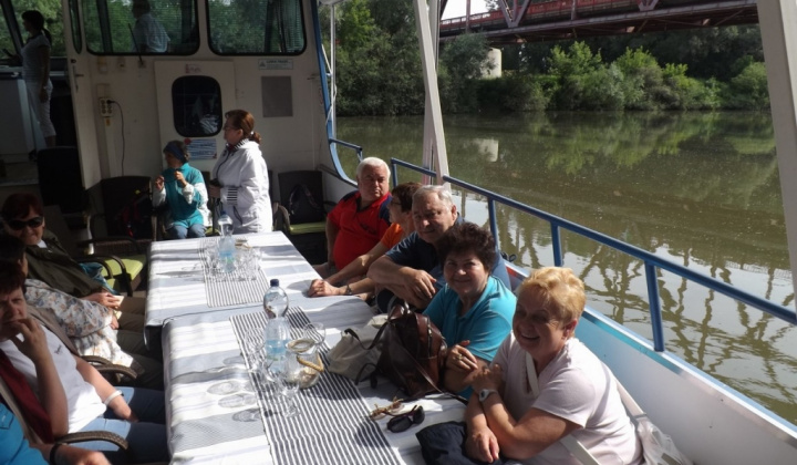11. fotografia fotogalérie Jednota dôchodcov / Plavba po Bodrogu