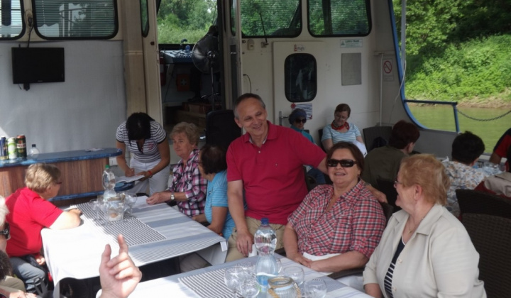 17. fotografia fotogalérie Jednota dôchodcov / Plavba po Bodrogu