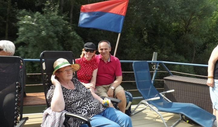 22. fotografia fotogalérie Jednota dôchodcov / Plavba po Bodrogu