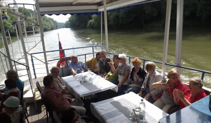 26. fotografia fotogalérie Jednota dôchodcov / Plavba po Bodrogu