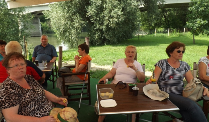 58. fotografia fotogalérie Jednota dôchodcov / Plavba po Bodrogu