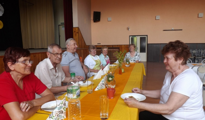 1. fotografia fotogalérie Jednota dôchodcov / Schôdza pri príležitosti Dňa matiek