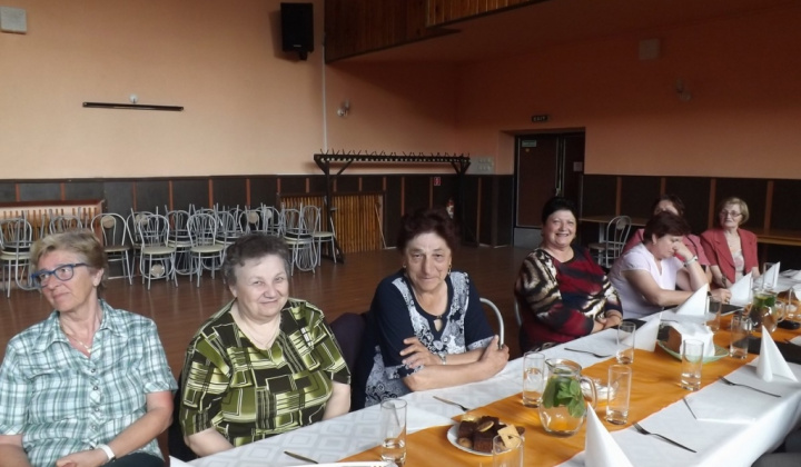 7. fotografia fotogalérie Jednota dôchodcov / Schôdza pri príležitosti Dňa matiek