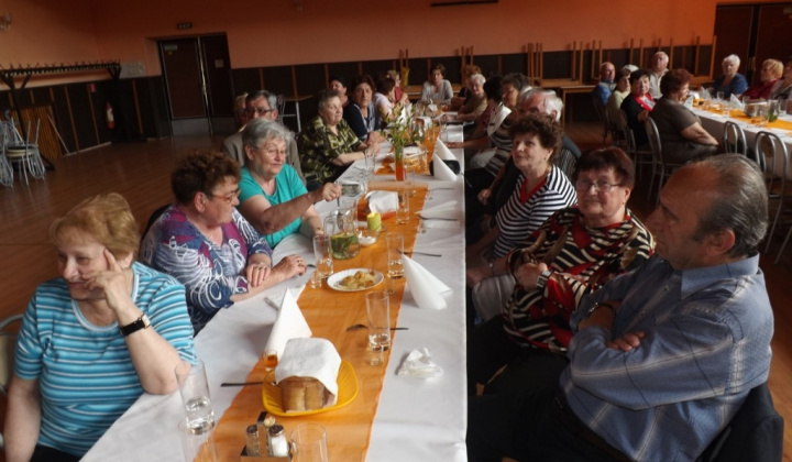 37. fotografia fotogalérie Jednota dôchodcov / Schôdza pri príležitosti Dňa matiek