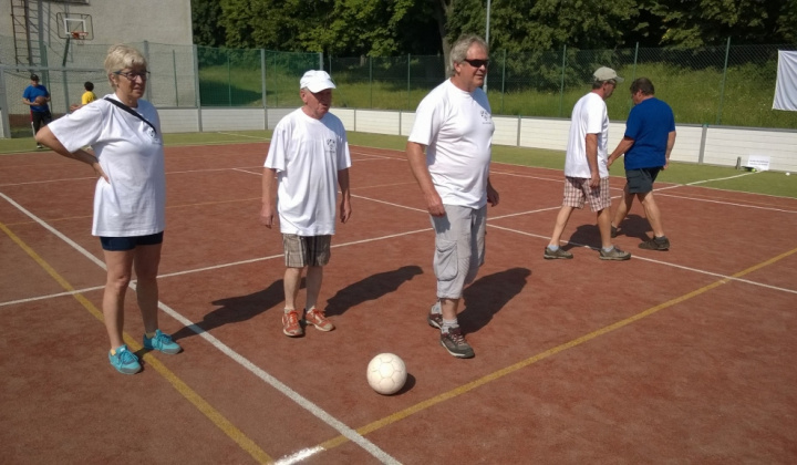 9. fotografia fotogalérie  Okresná športová olympiáda seniorov v Slanci 12.6.2015