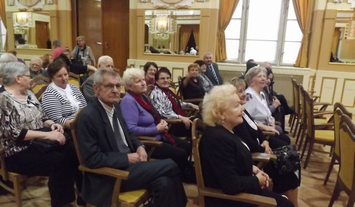 6. fotografia fotogalérie Jednota dôchodcov / ZO Kysak u ministra