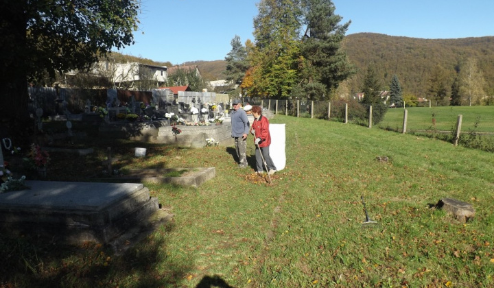 7. fotografia fotogalérie Jednota dôchodcov / Brigáda na cintorínoch