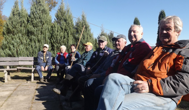 53. fotografia fotogalérie Jednota dôchodcov / Brigáda na cintorínoch