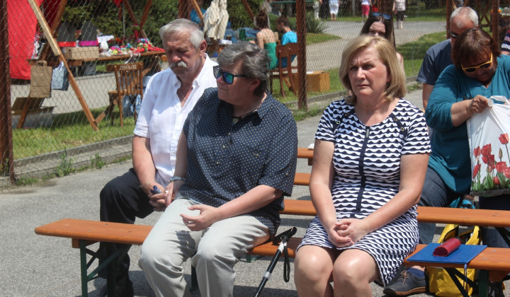 9. fotografia fotogalérie Cirkevné oznamy / Vystúpenie cirkevných zborov na dni obce Trebe