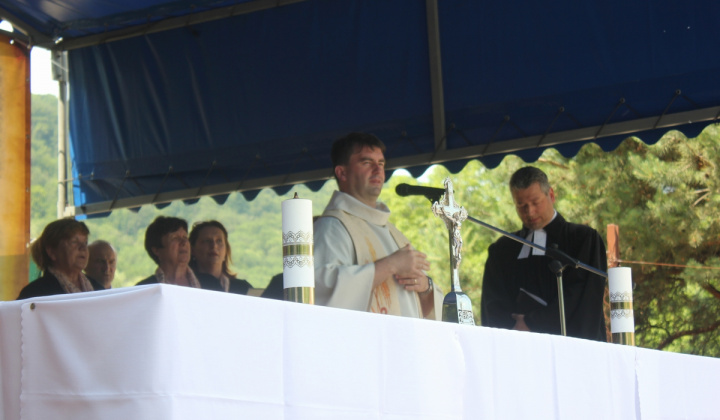 19. fotografia fotogalérie Cirkevné oznamy / Vystúpenie cirkevných zborov na dni obce Trebe