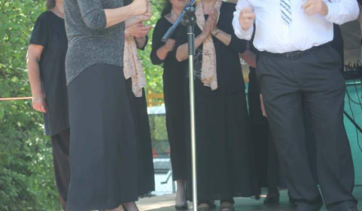 43. fotografia fotogalérie Cirkevné oznamy / Vystúpenie cirkevných zborov na dni obce Trebe