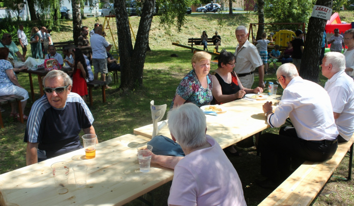50. fotografia fotogalérie Cirkevné oznamy / Vystúpenie cirkevných zborov na dni obce Trebe