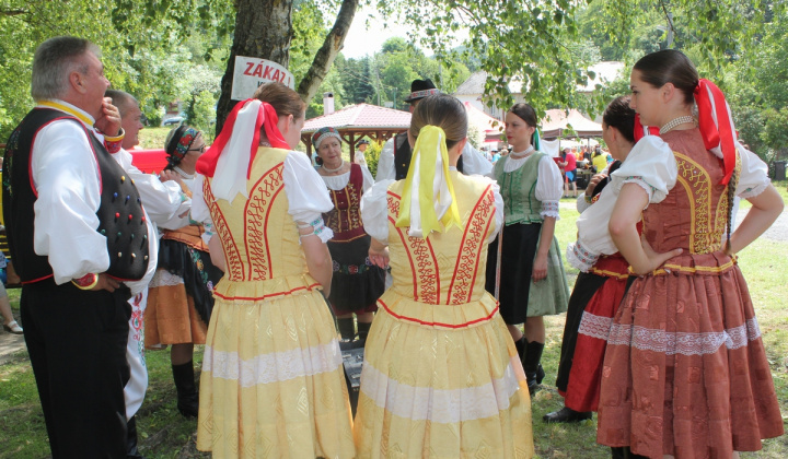 52. fotografia fotogalérie Cirkevné oznamy / Vystúpenie cirkevných zborov na dni obce Trebe