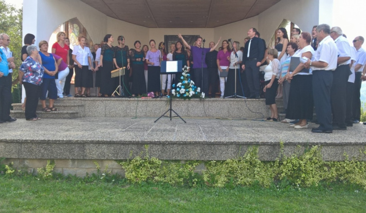 19. fotografia fotogalérie Cirkevné oznamy / Prehliadka speváckych zborov