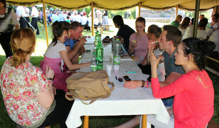 3. fotografia fotogalérie 1. ročník prehliadky speváckych zborov 2014