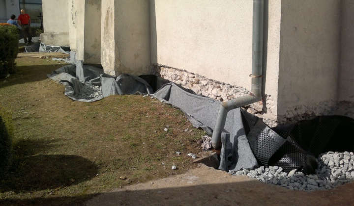 5. fotografia fotogalérie Grant na obnovu kostola