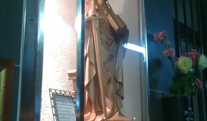 8. fotografia fotogalérie Inštalácia sochy sv. Katríny Alexandrijskej