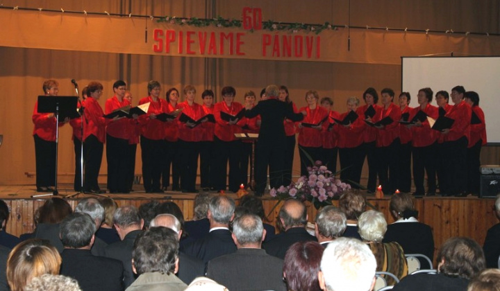 3. fotografia fotogalérie 60. výročie zborového spevokolu PÚTNIK
