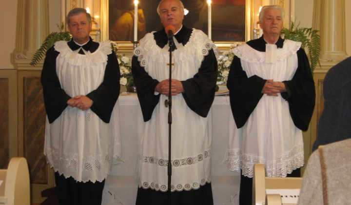 1. fotografia fotogalérie Slávnostné bohoslužby pri príležitosti generálnej opravy Evanjel