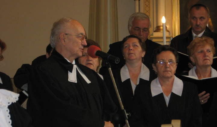 6. fotografia fotogalérie Slávnostné bohoslužby pri príležitosti generálnej opravy Evanjel