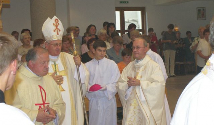 1. fotografia fotogalérie Desiate výročie vysviacky rímskokatolíckeho kostola sv. Kataríny