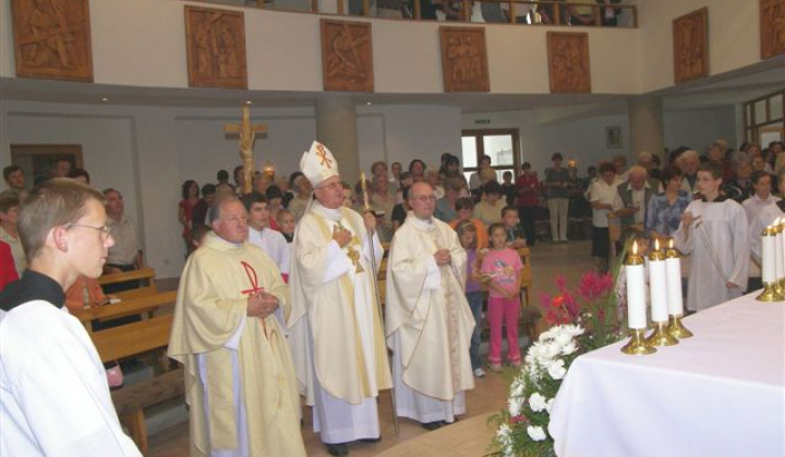 2. fotografia fotogalérie Desiate výročie vysviacky rímskokatolíckeho kostola sv. Kataríny