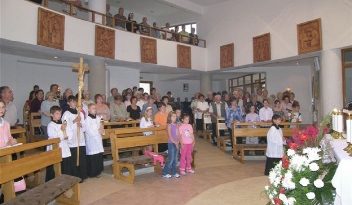 4. fotografia fotogalérie Desiate výročie vysviacky rímskokatolíckeho kostola sv. Kataríny