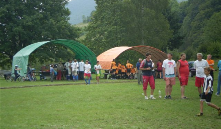 3. fotografia fotogalérie Miništranský futbalový turnaj 11.8.2007