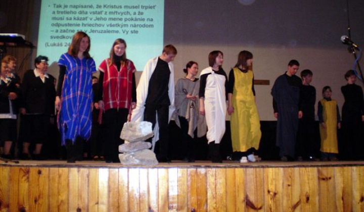 4. fotografia fotogalérie PAŠIOVÝ MUZIKÁL <b> VY STE SVEDKOVIA TOHO.</b>