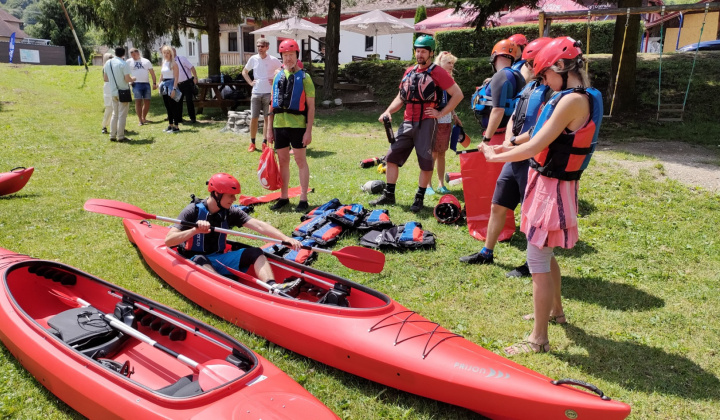 14. fotografia fotogalérie Šport / Slávnostné otvorenie samoobslužnej požičovne  kajakov na