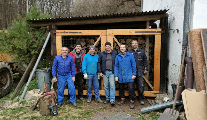 7. fotografia fotogalérie Šport / Tradičná jesenná brigáda pri horárni.