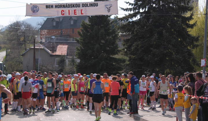 1. fotografia fotogalérie Šport / 37. ročník Behu Hornádskou dolinou - polmaratón