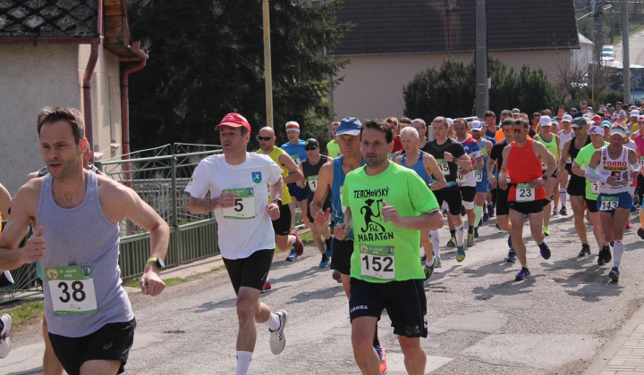 8. fotografia fotogalérie Šport / 37. ročník Behu Hornádskou dolinou - polmaratón