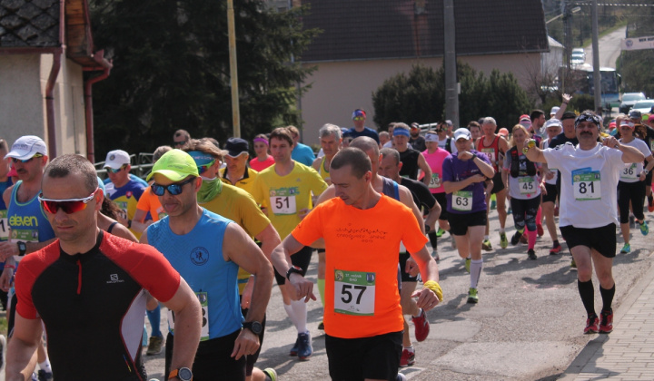 12. fotografia fotogalérie Šport / 37. ročník Behu Hornádskou dolinou - polmaratón