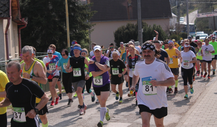 13. fotografia fotogalérie Šport / 37. ročník Behu Hornádskou dolinou - polmaratón