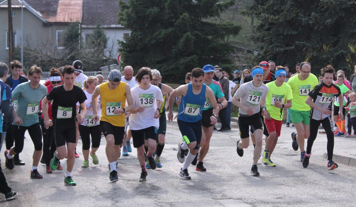 18. fotografia fotogalérie Šport / 37. ročník Behu Hornádskou dolinou - polmaratón